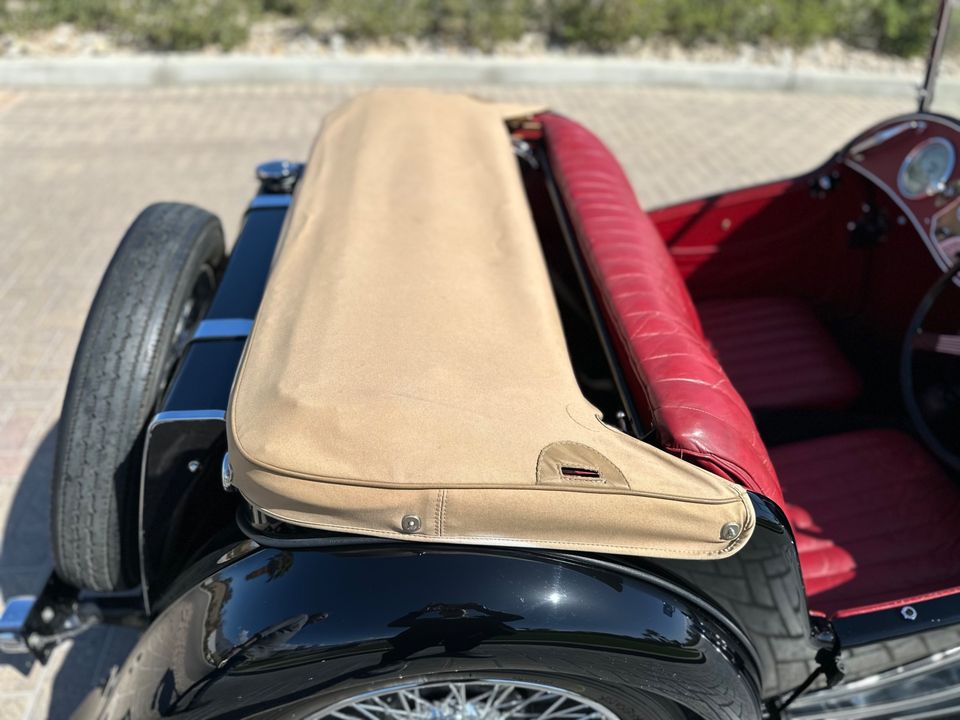 1949 MG TC10086