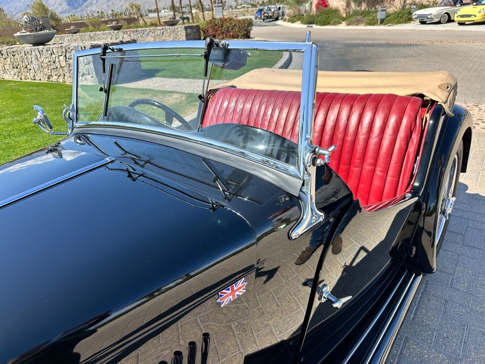 1949 MG TC10086