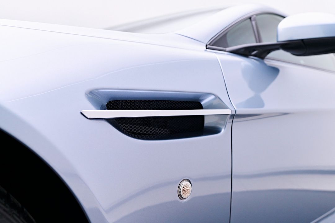 2016 Aston Martin V8 Vantage