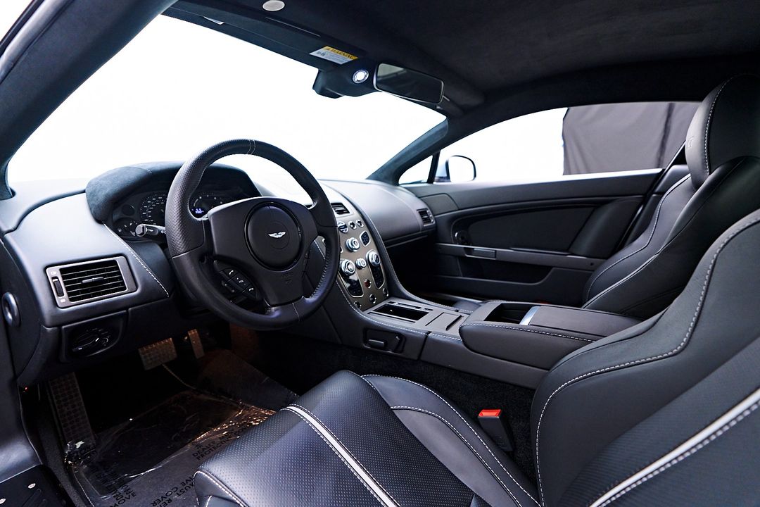 2016 Aston Martin V8 Vantage