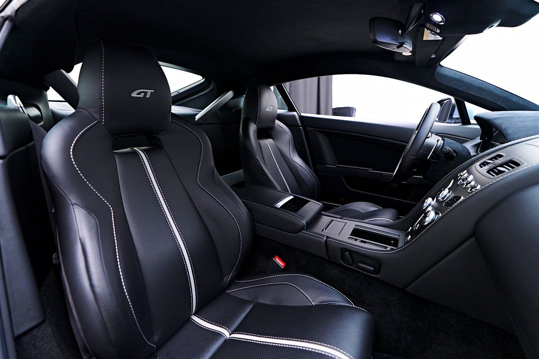 2016 Aston Martin V8 Vantage