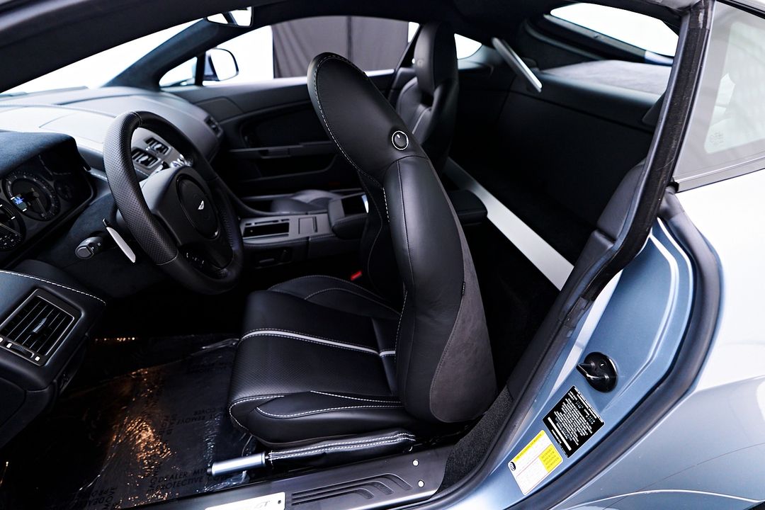 2016 Aston Martin V8 Vantage