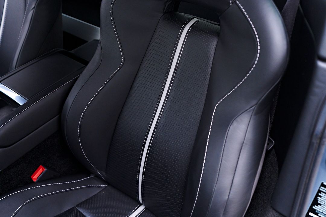 2016 Aston Martin V8 Vantage