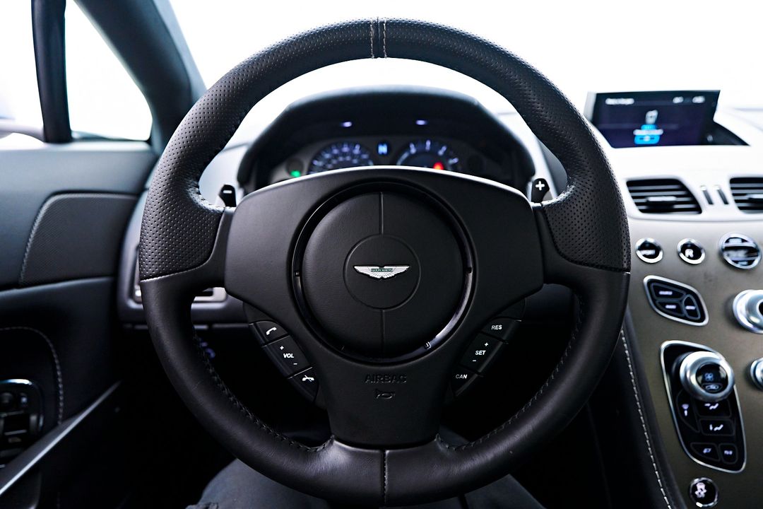 2016 Aston Martin V8 Vantage