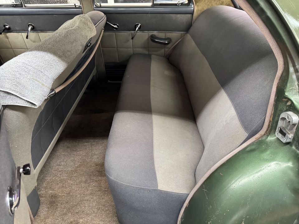 1951 Packard 200 D