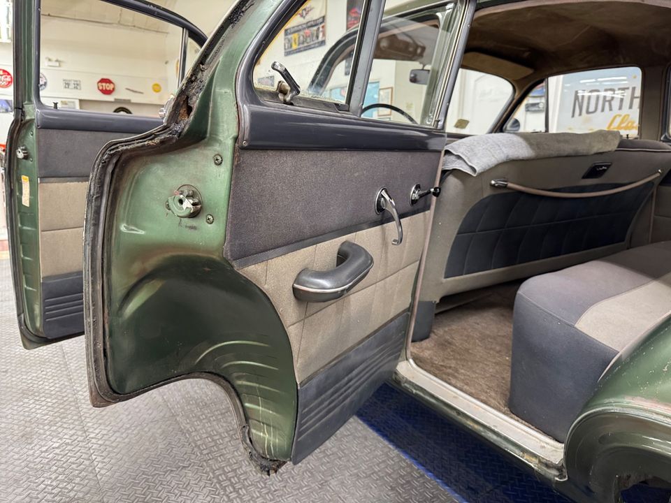 1951 Packard 200 D