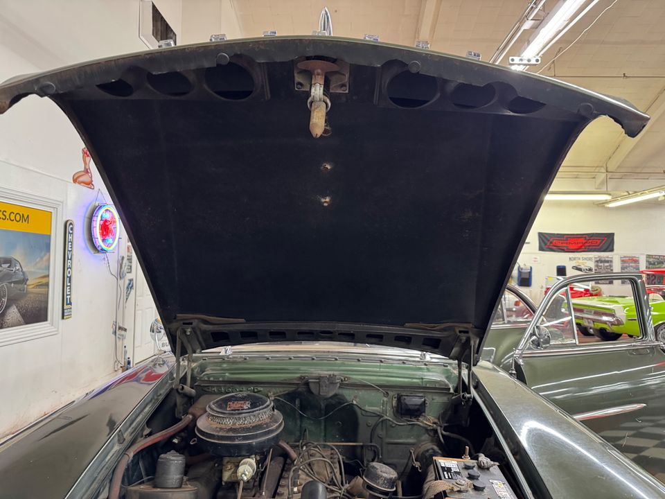 1951 Packard 200 D