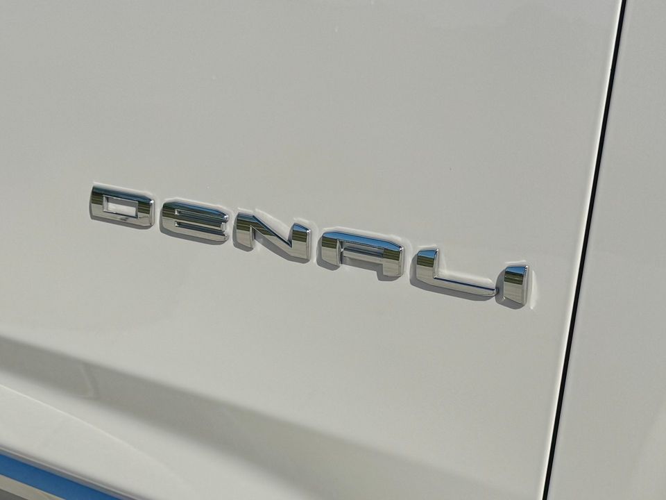 2024 GMC Yukon