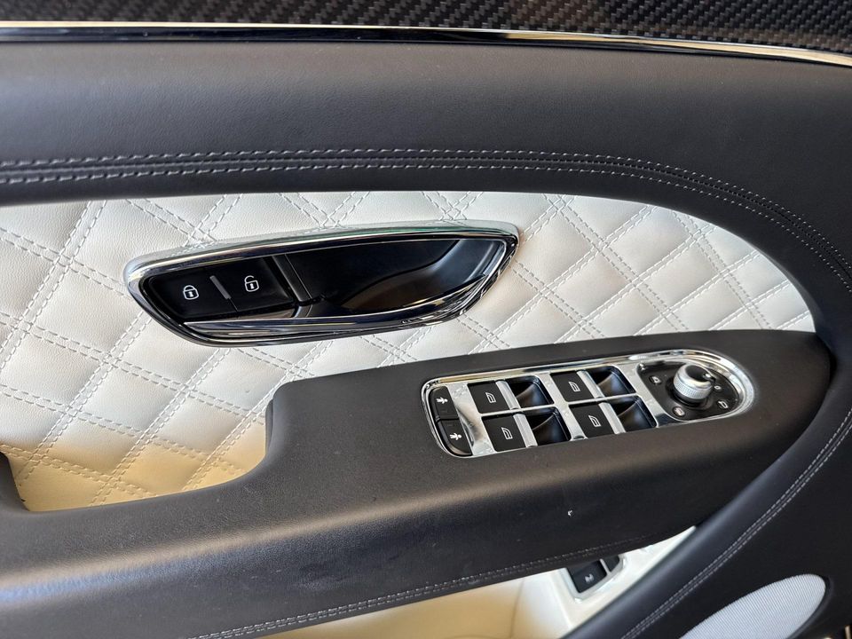 2022 Bentley Bentayga