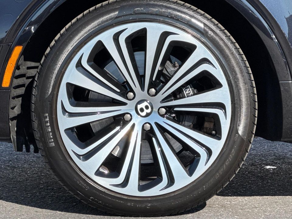 2022 Bentley Bentayga