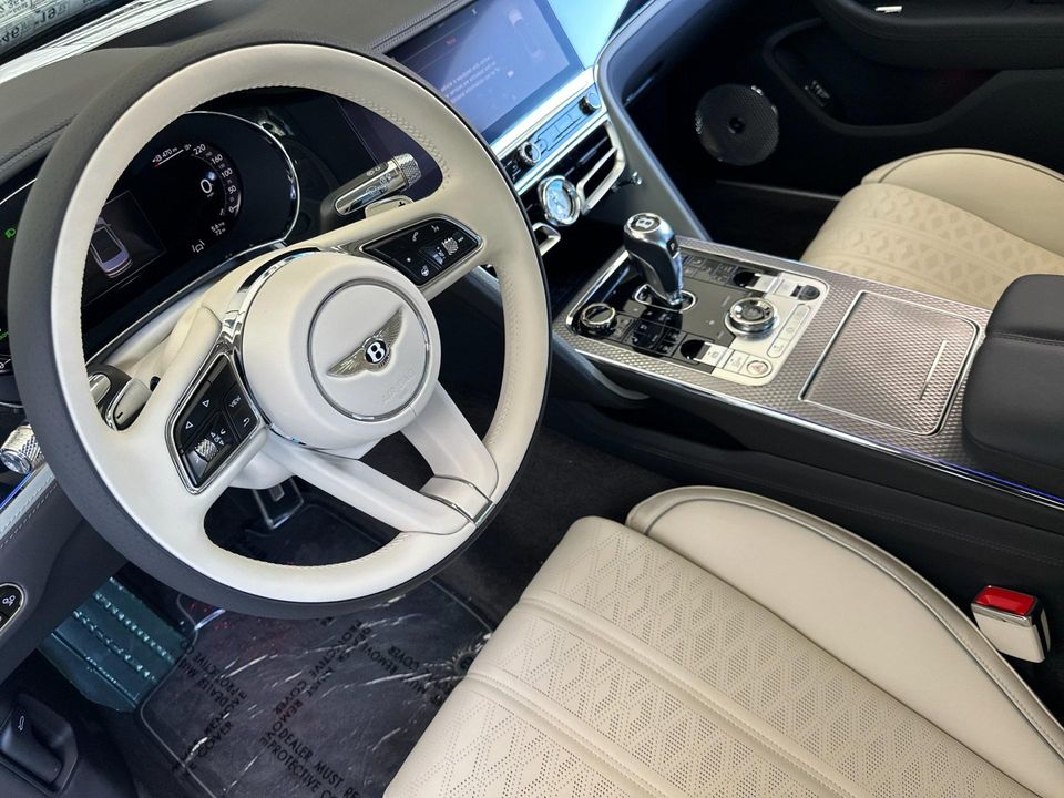 2025 Bentley Flying Spur