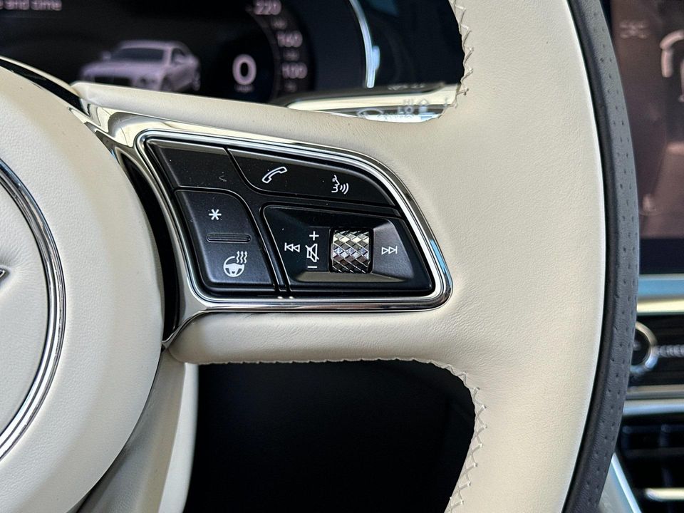 2025 Bentley Flying Spur