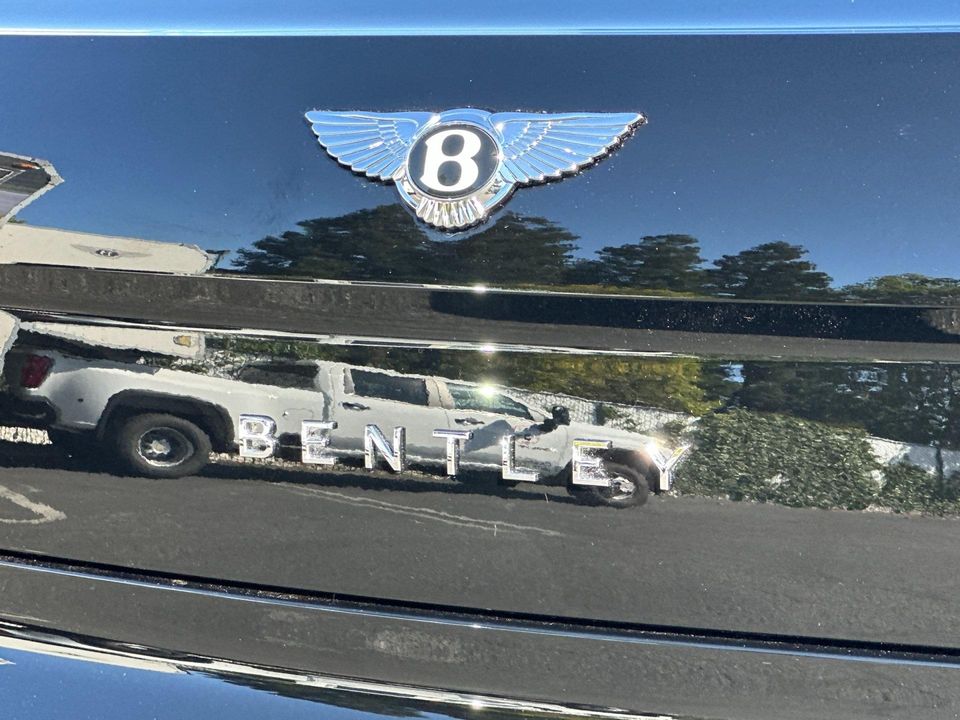 2025 Bentley Flying Spur