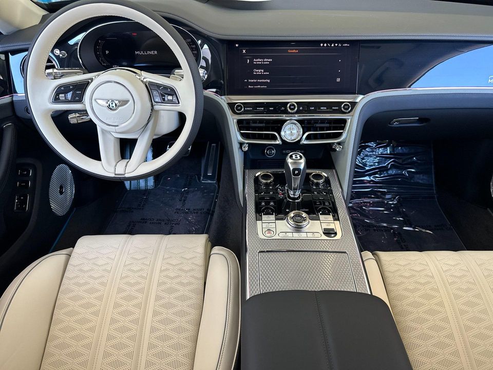 2025 Bentley Flying Spur