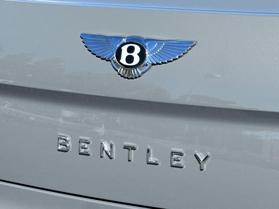2025 Bentley Flying Spur