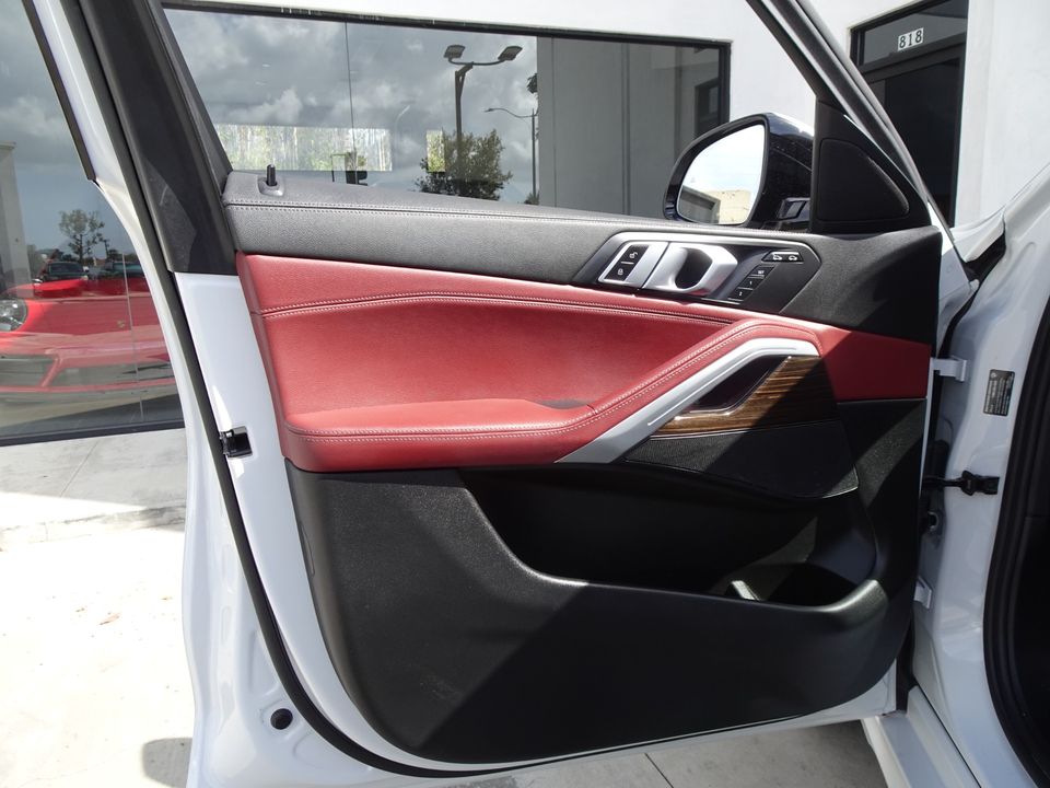 2021 BMW X6