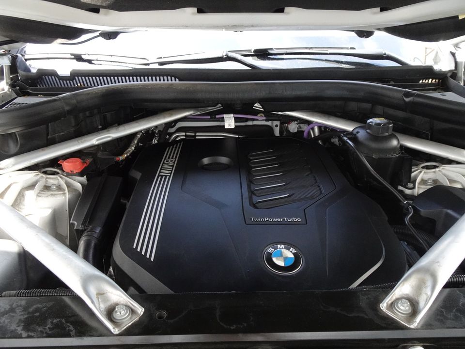 2021 BMW X6