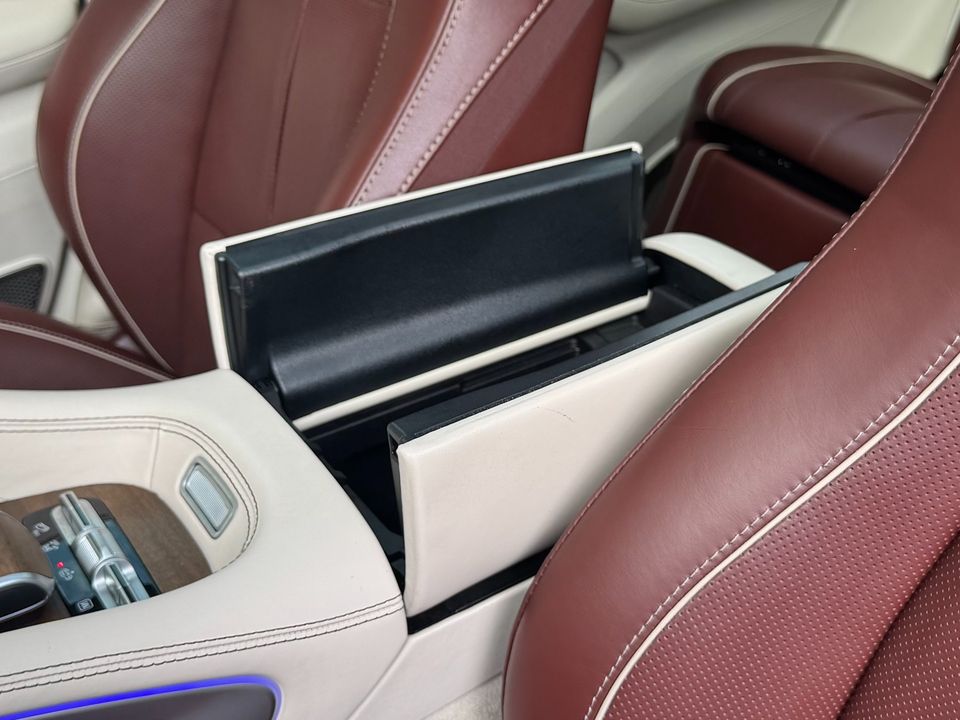 2023 Mercedes-Benz GLS 600