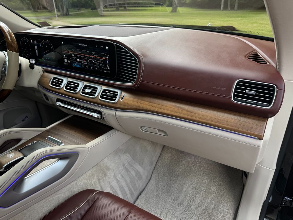 2023 Mercedes-Benz GLS 600