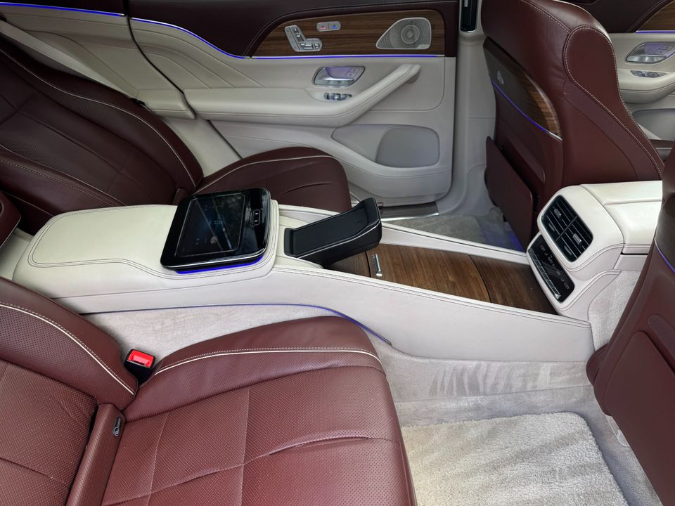 2023 Mercedes-Benz GLS 600