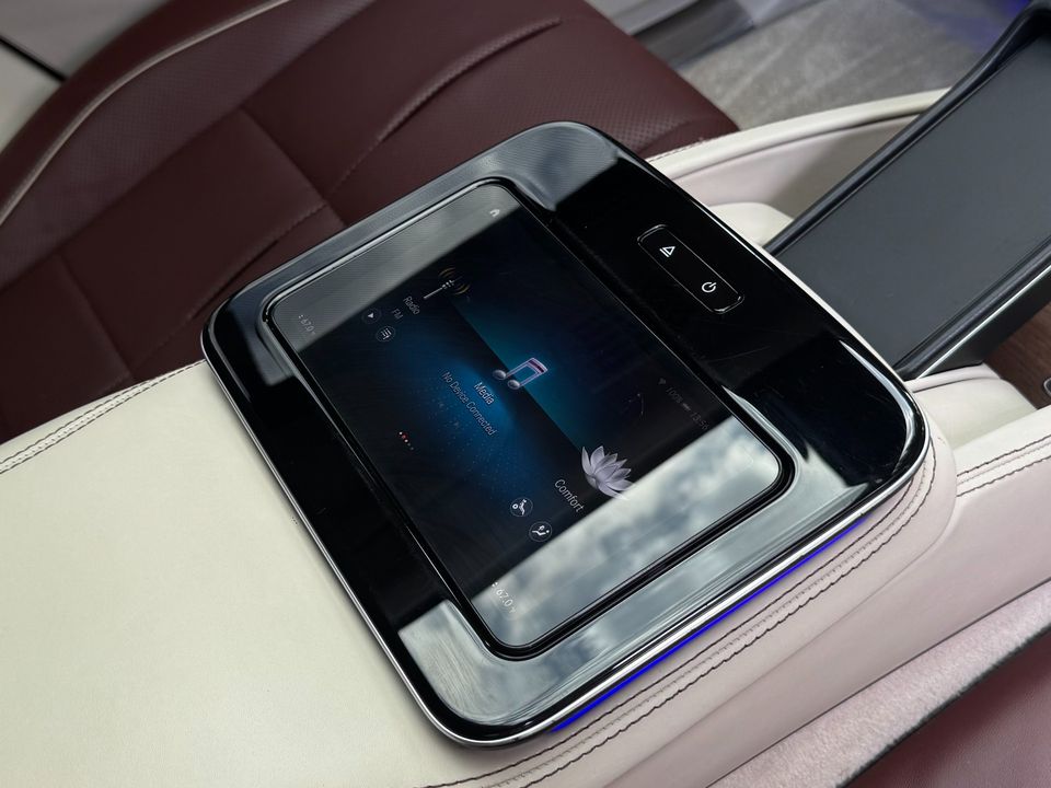 2023 Mercedes-Benz GLS 600