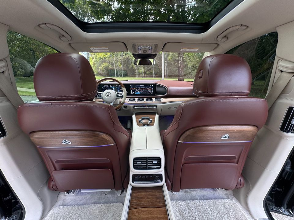 2023 Mercedes-Benz GLS 600