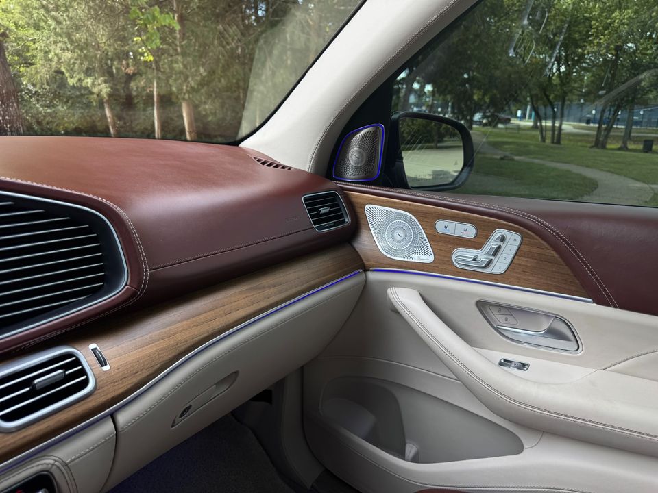 2023 Mercedes-Benz GLS 600