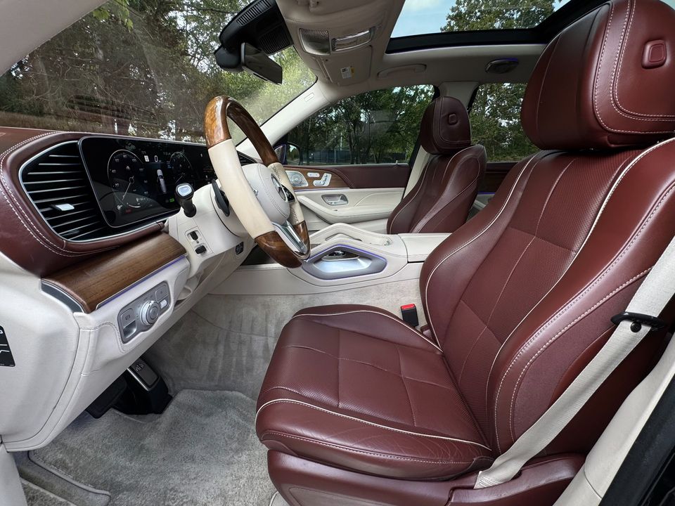 2023 Mercedes-Benz GLS 600