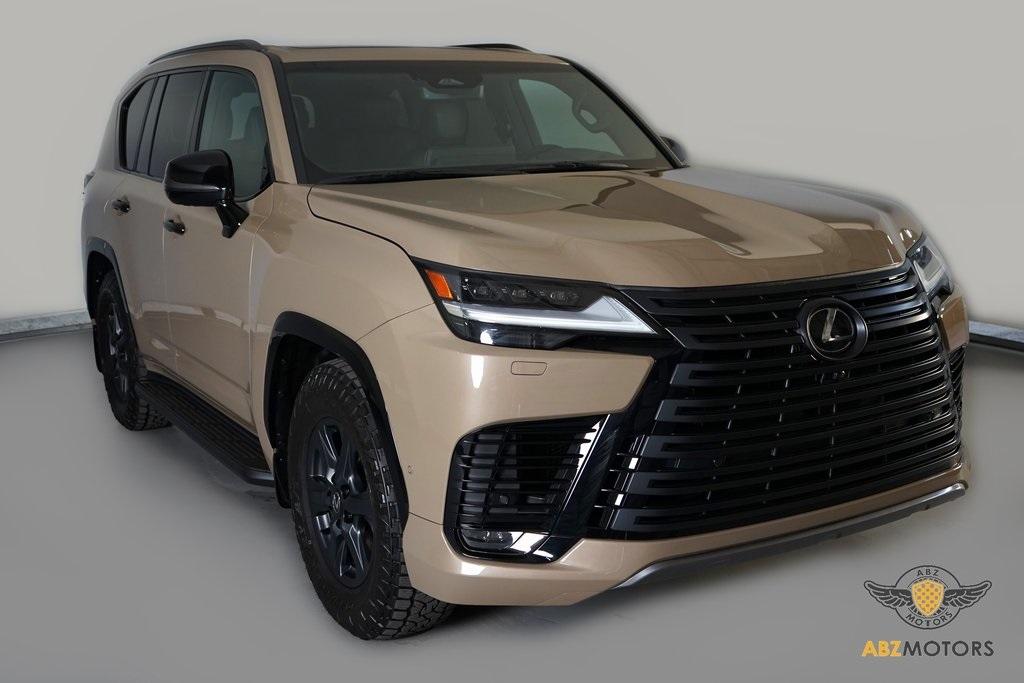 2025 Lexus LX 700H