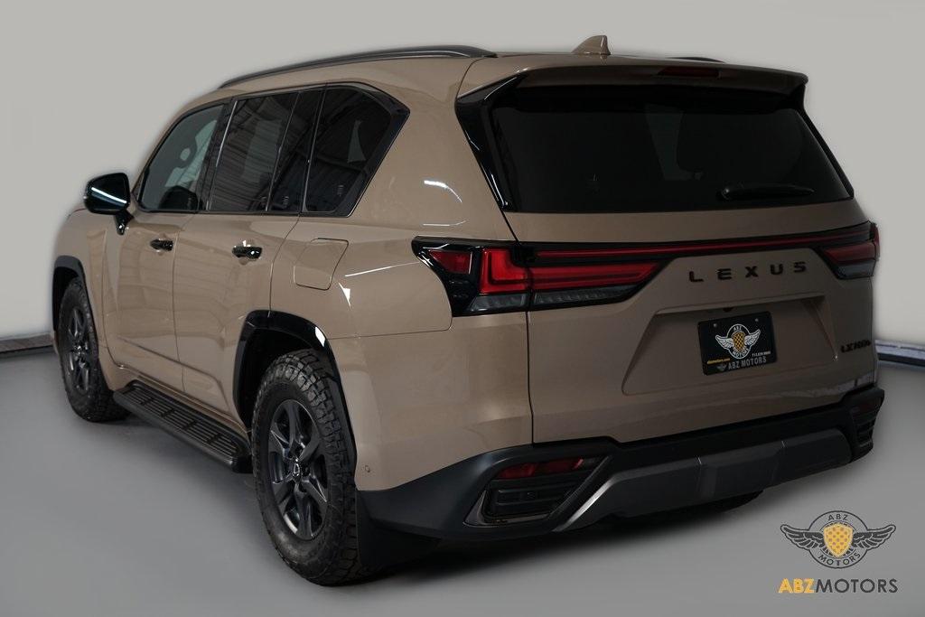 2025 Lexus LX 700H