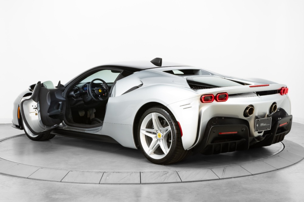 2021 Ferrari SF90 Stradale