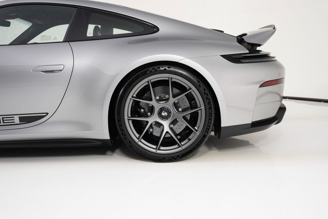 2025 Porsche 911