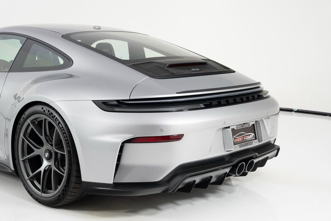 2025 Porsche 911