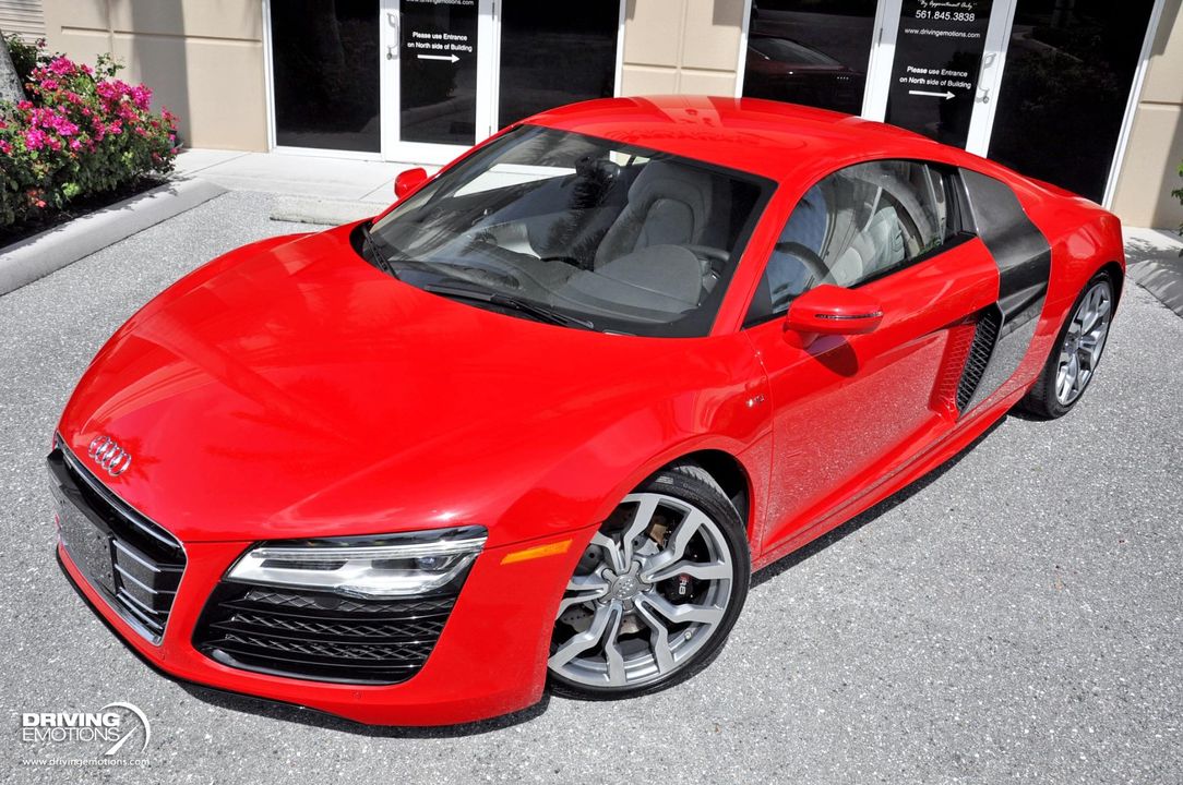 2014 Audi R8 V10