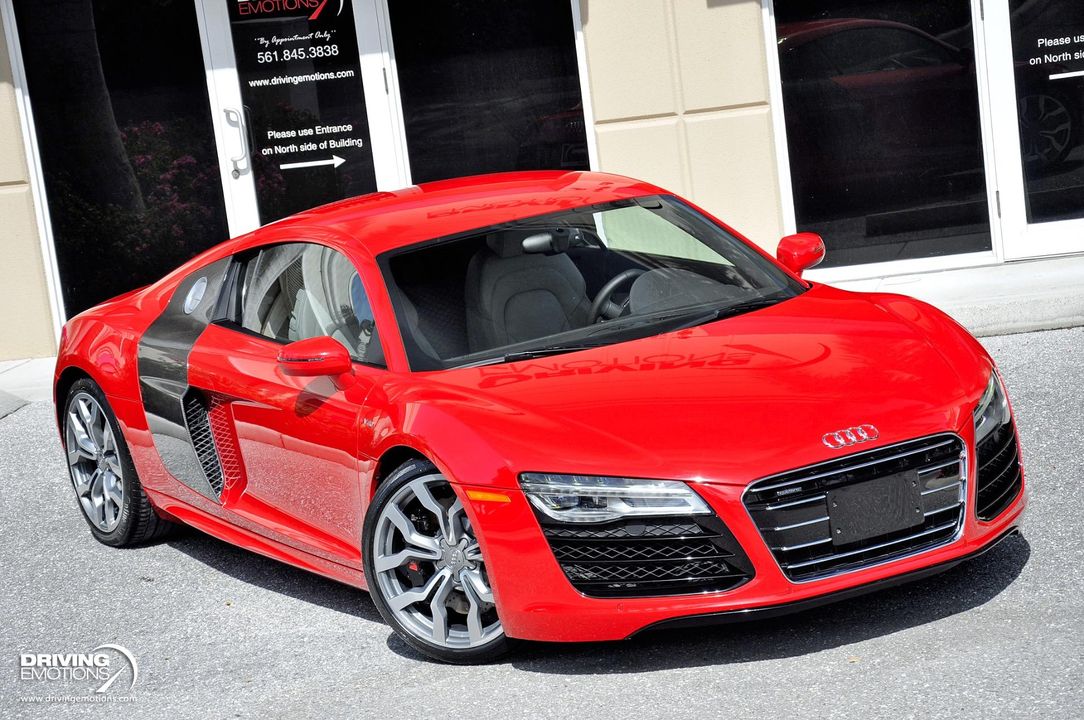 2014 Audi R8 V10