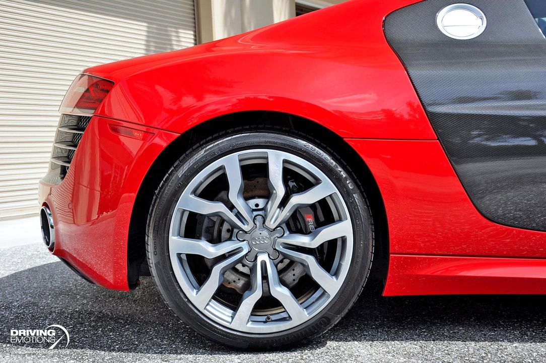 2014 Audi R8 V10