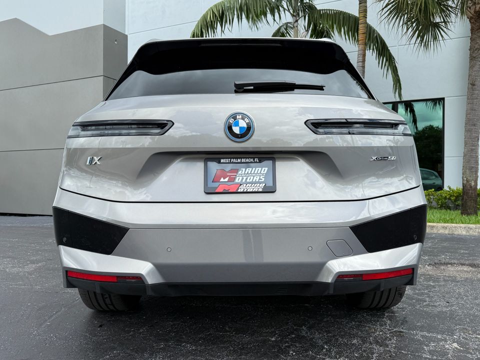 2025 BMW iX