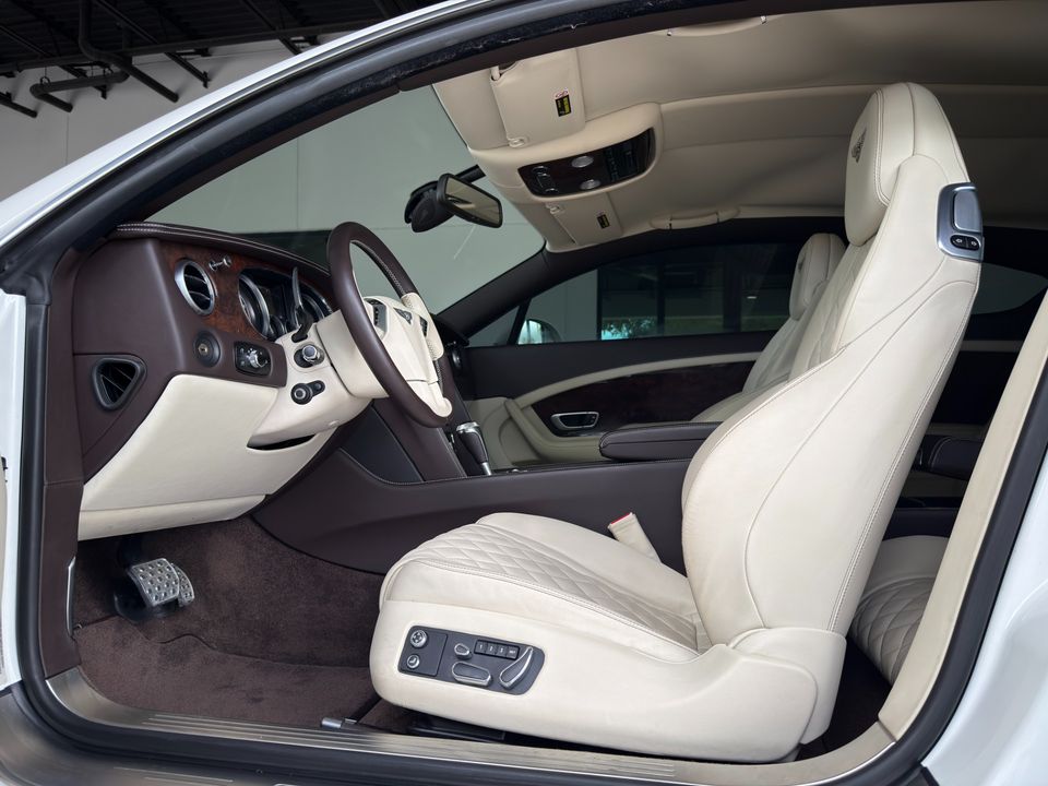 2016 Bentley Continental