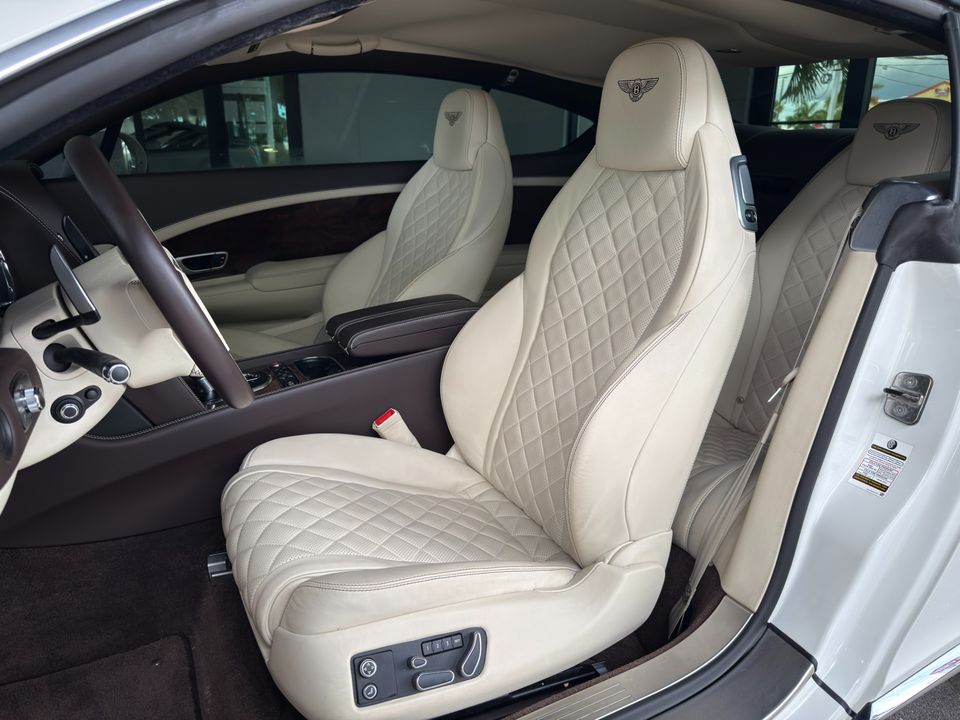 2016 Bentley Continental