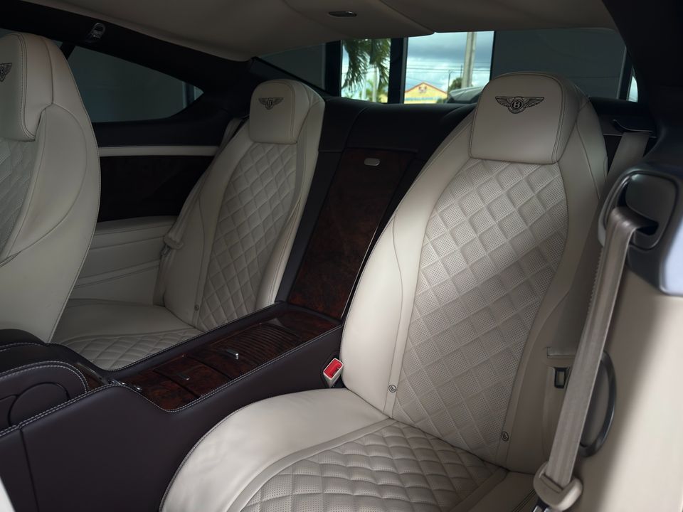 2016 Bentley Continental