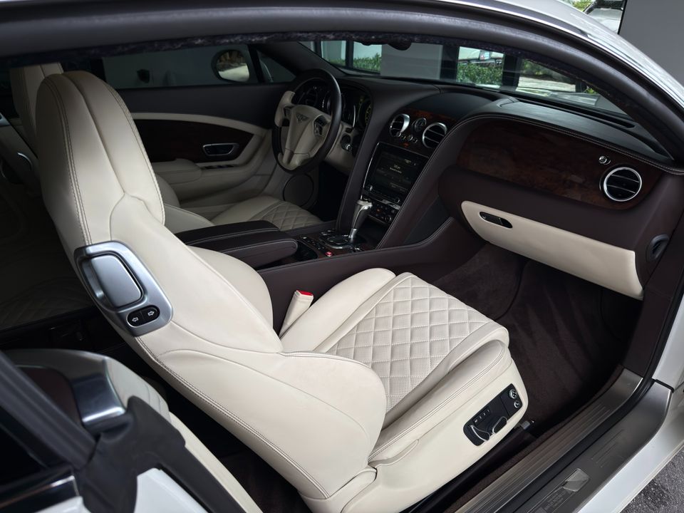 2016 Bentley Continental