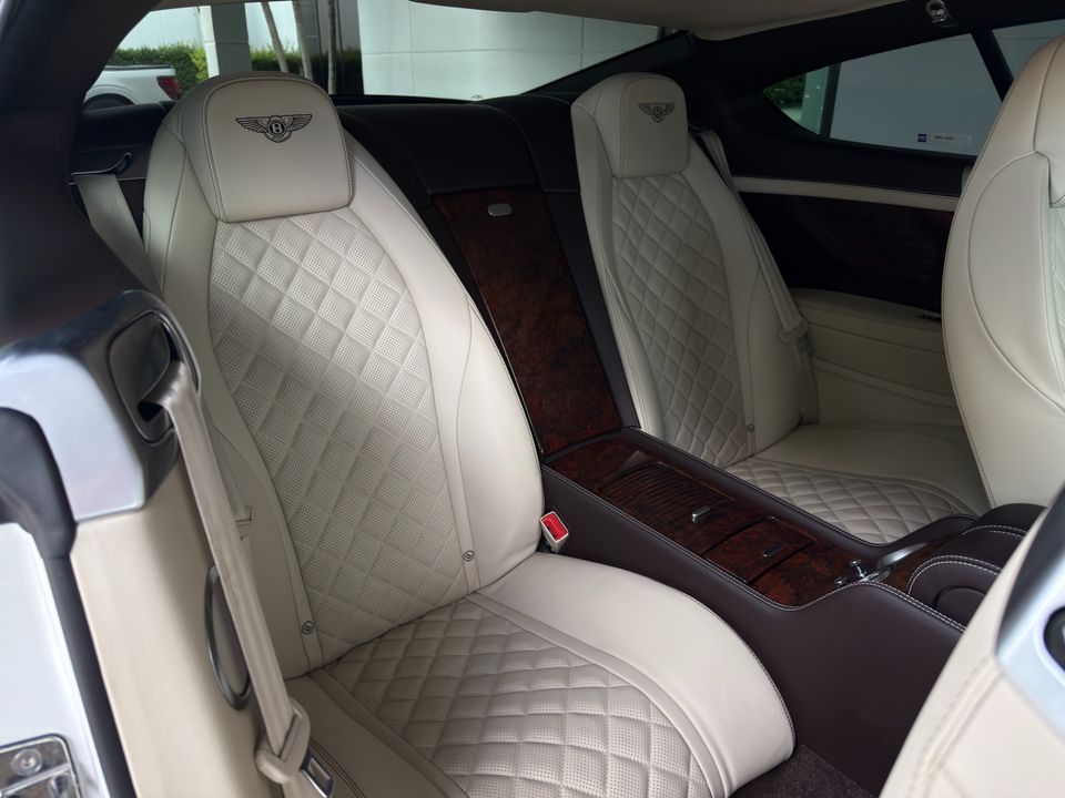 2016 Bentley Continental