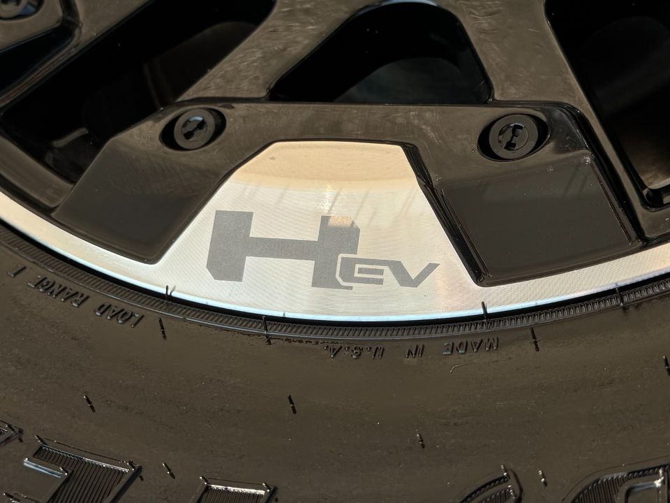 2025 GMC HUMMER EV