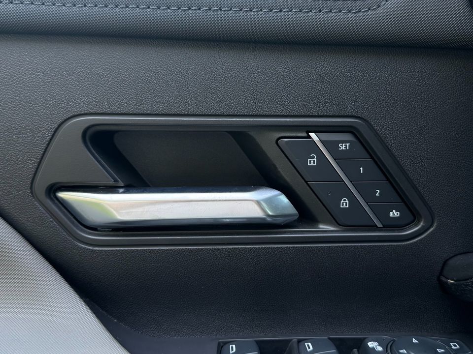 2025 GMC HUMMER EV
