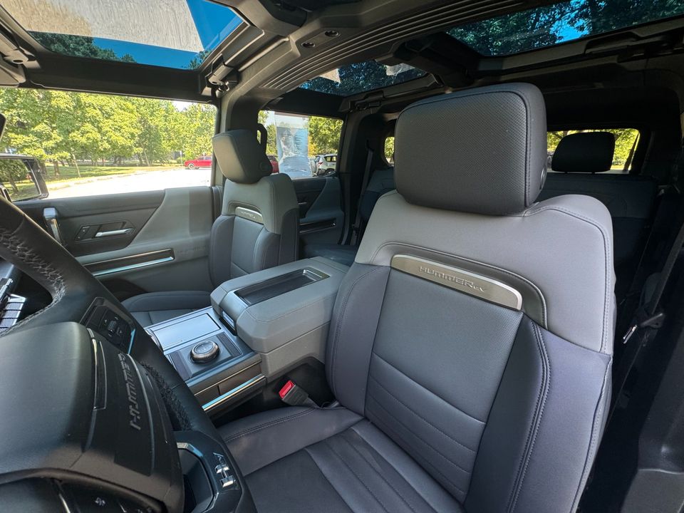2025 GMC HUMMER EV