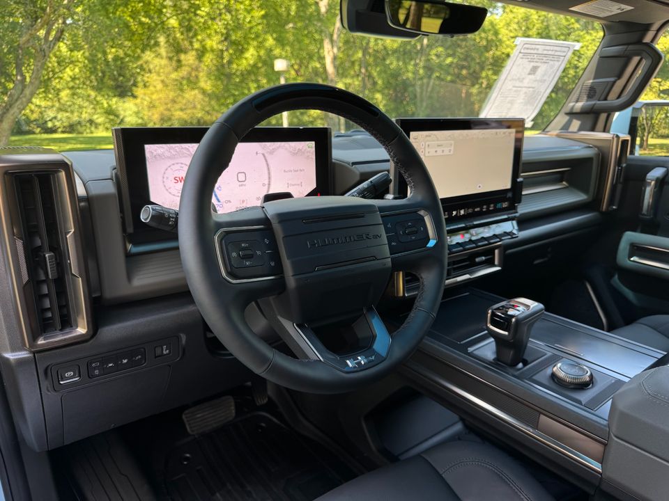 2025 GMC HUMMER EV