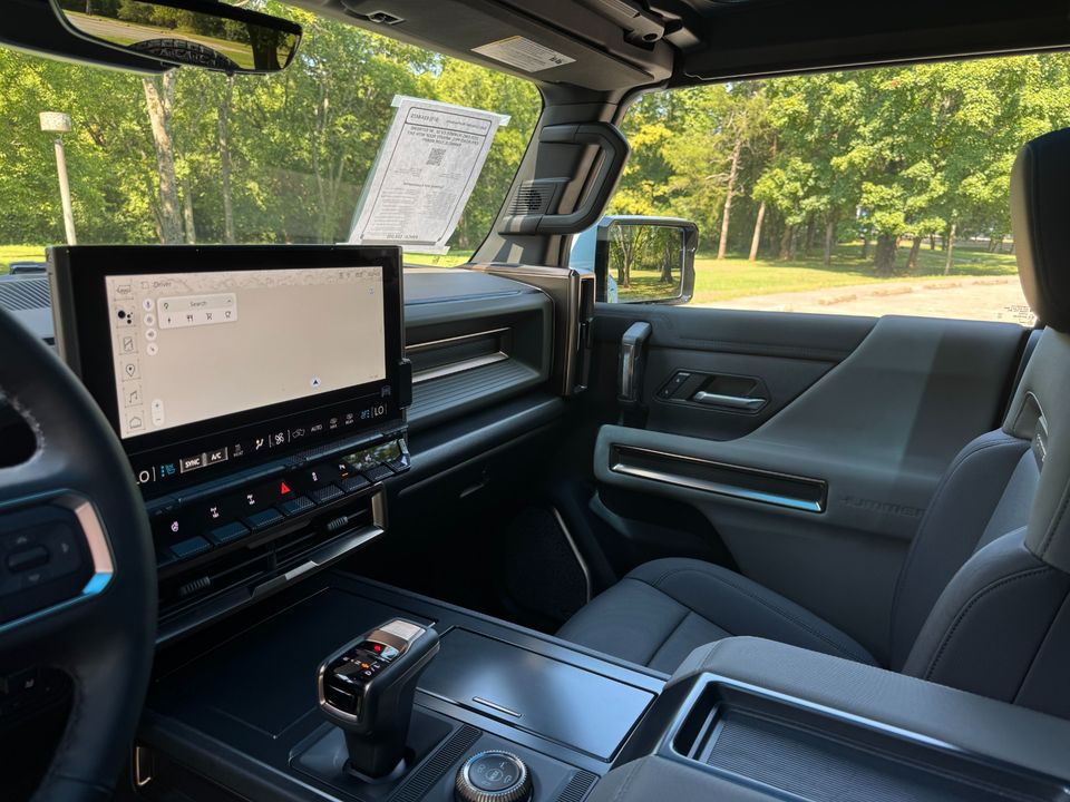 2025 GMC HUMMER EV