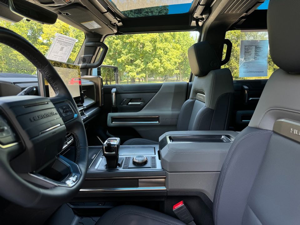2025 GMC HUMMER EV