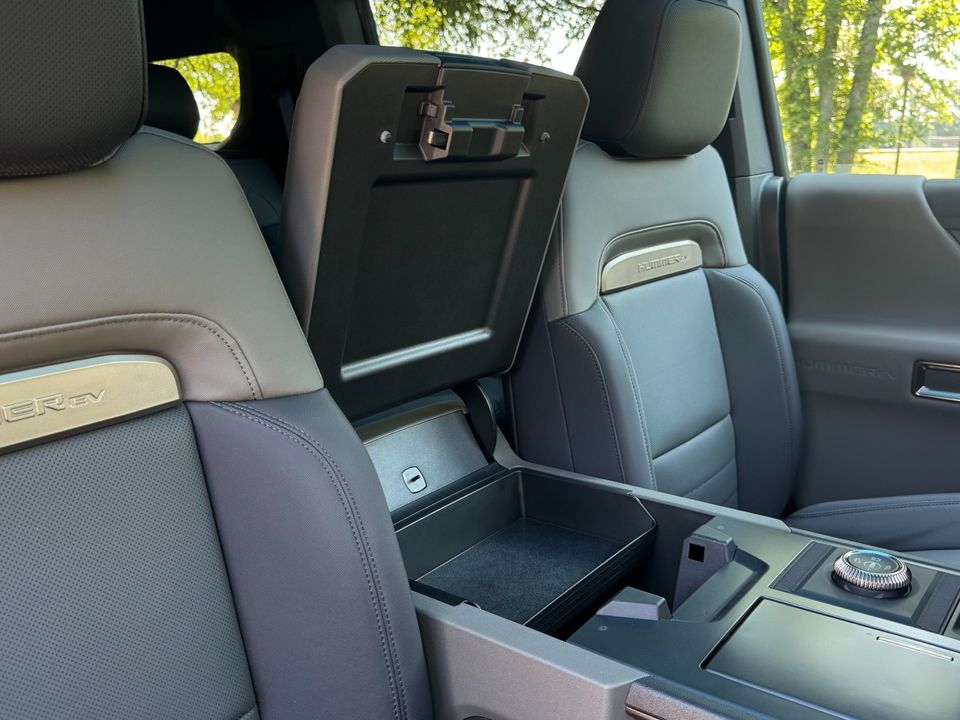 2025 GMC HUMMER EV