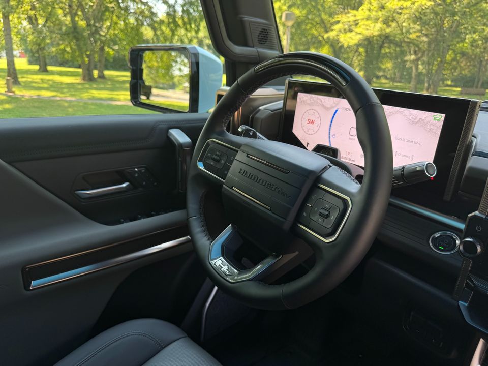 2025 GMC HUMMER EV